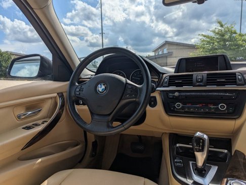 Used 2015 BMW 320i Sedan image 21