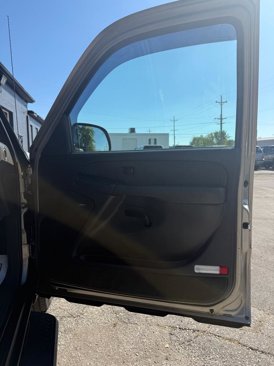 Used 2003 Chevrolet Avalanche 2WD image 8