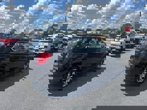Used 2015 Chevrolet Equinox LS image 5