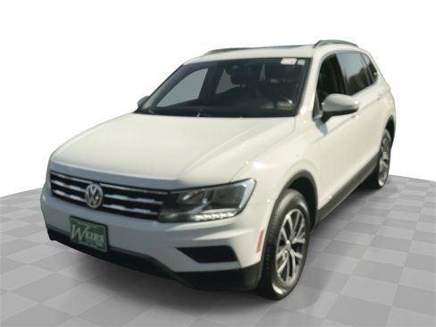 Used 2018 Volkswagen Tiguan SE w/ Panoramic Sunroof Package image 1
