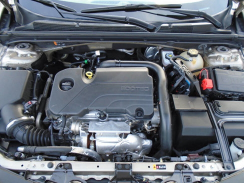 Used 2022 Chevrolet Malibu LT image 16