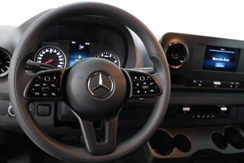 Used 2024 Mercedes-Benz Sprinter 2500 image 82