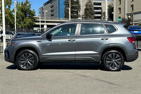 Used 2024 Volkswagen Taos S image 7