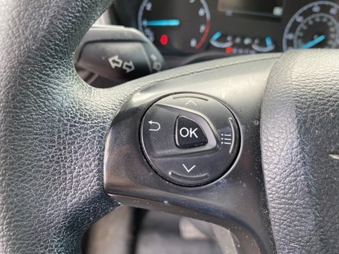Used 2022 Ford Transit Connect XL image 17