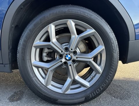 Used 2021 BMW X3 xDrive30i w/ Premium Package image 11