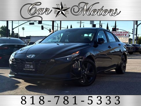 Used 2023 Hyundai Elantra Blue image 1