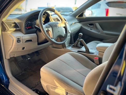 Used 2011 Toyota Camry image 8