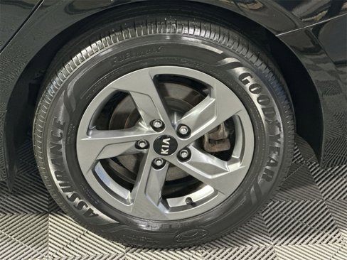 Used 2021 Kia K5 LXS image 12