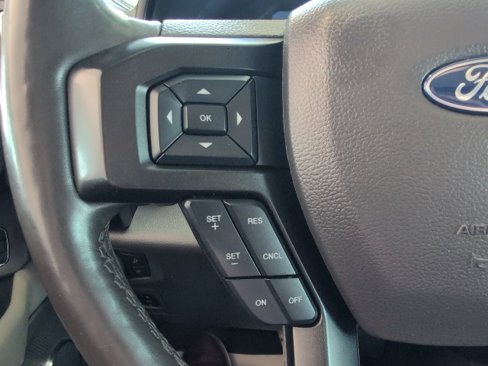 Used 2019 Ford Expedition Limited image 35