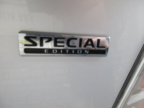 Used 2012 Nissan Sentra 2.0 SR w/ Special Edition Pkg image 11