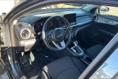 Used 2023 Kia Forte LXS image 12