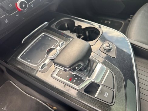 Used 2017 Audi Q7 3.0T Premium Plus w/ Premium Plus Package image 25
