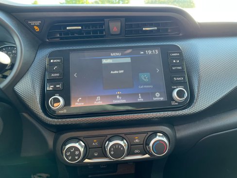 Used 2024 Nissan Kicks SV image 23
