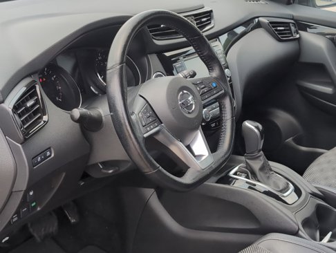 Used 2022 Nissan Rogue Sport SV image 10