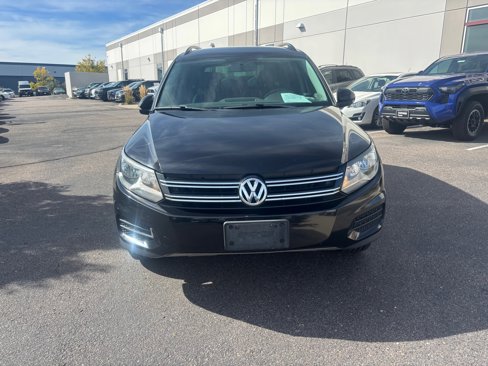 Used 2015 Volkswagen Tiguan SE image 2