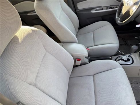 Used 2010 Toyota Yaris Sedan image 14