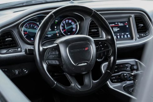 Used 2019 Dodge Challenger SXT image 16