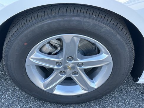 New 2025 Chevrolet Malibu LS image 25