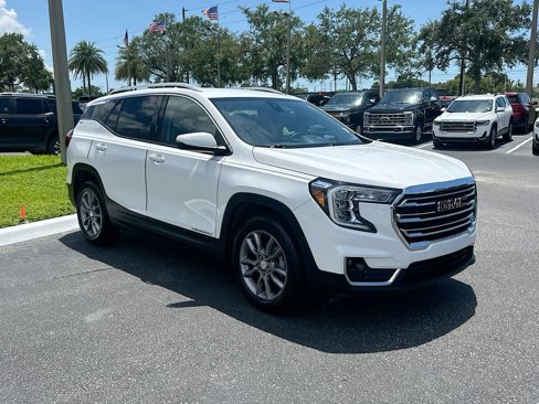 Certified 2023 GMC Terrain SLT image 4
