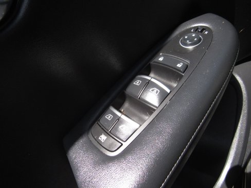 Used 2021 INFINITI QX50 Luxe w/ Appearance Package image 24