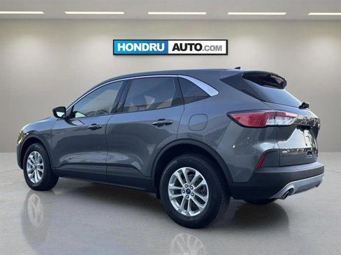 Used 2022 Ford Escape SE w/ Convenience Package image 3