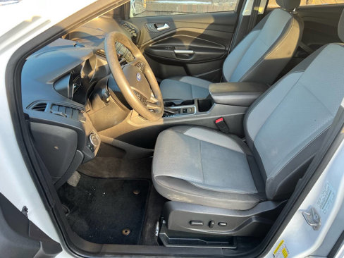 Used 2018 Ford Escape SE image 9