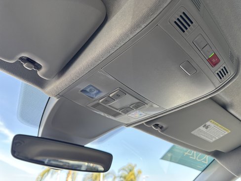 Certified 2024 Volkswagen Tiguan S image 29