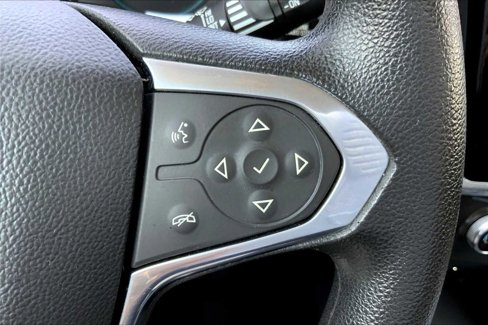 Used 2020 Chevrolet Traverse LS image 21