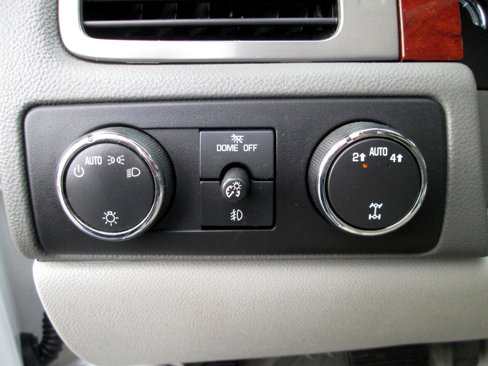 Used 2010 Chevrolet Tahoe LT image 22
