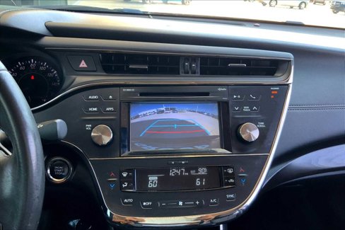 Used 2017 Toyota Avalon XLE image 24