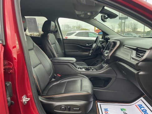 Used 2021 GMC Acadia AT4 w/ Preferred Package image 12
