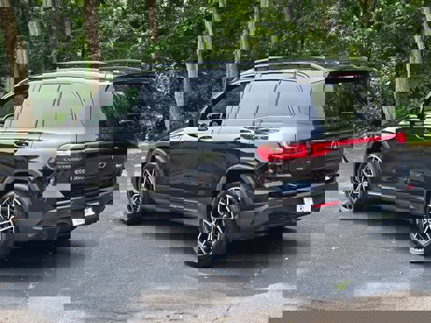 Used 2023 Mercedes-Benz EQB 350 4MATIC SUV w/ AMG Night Package image 4