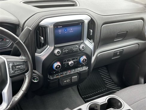 Used 2020 GMC Sierra 1500 SLE w/ SLE Value Package image 6