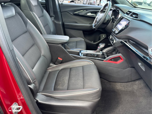 Used 2021 Chevrolet TrailBlazer RS w/ Sun and Liftgate Package image 42