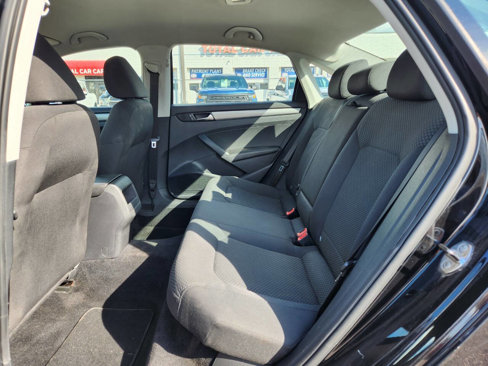 Used 2013 Volkswagen Passat 2.5 S image 12