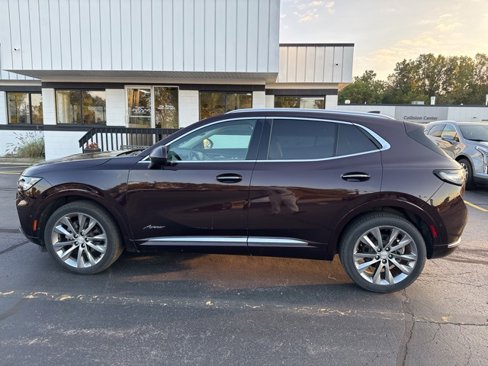 Used 2021 Buick Envision Avenir w/ Technology Package II image 7