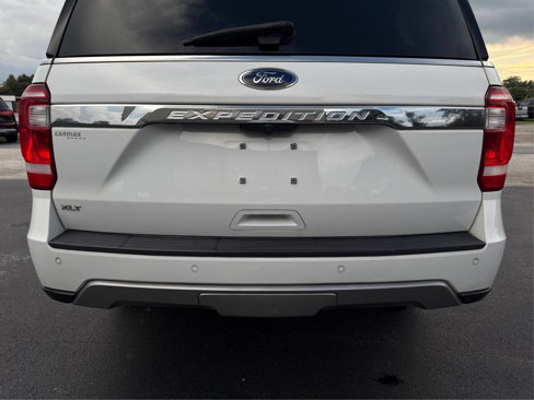 Used 2018 Ford Expedition XLT image 23