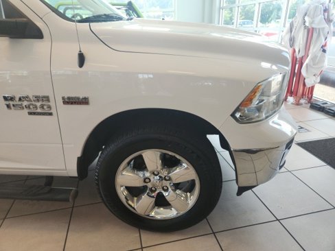 Used 2019 RAM 1500 Tradesman w/ Tradesman SXT Package image 9