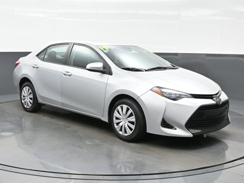 Used 2019 Toyota Corolla LE image 8