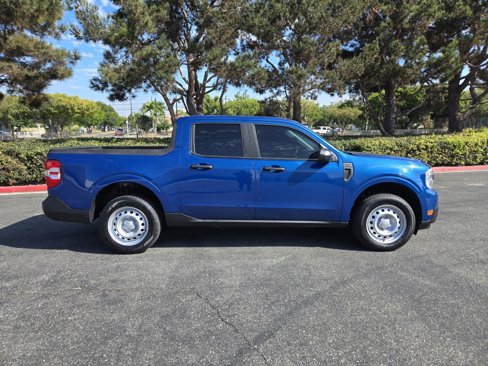 Used 2023 Ford Maverick XL image 2