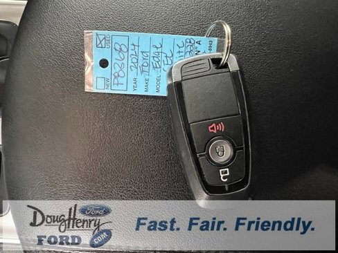 Used 2024 Ford Edge SEL image 46