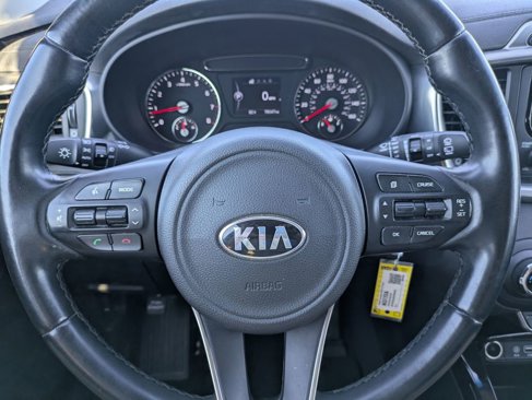 Used 2016 Kia Sorento EX image 18