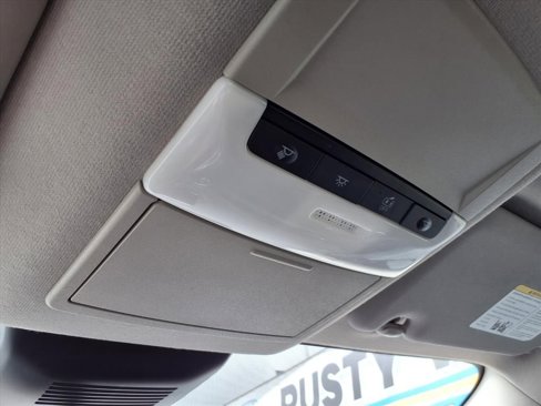 Used 2020 Nissan Sentra SR image 24