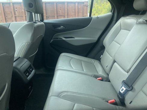 Used 2018 Chevrolet Equinox LS image 6