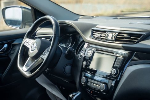 Used 2022 Nissan Rogue Sport SL w/ Premium Package image 12
