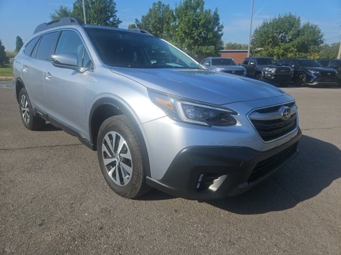 Used 2020 Subaru Outback Premium w/ Popular Package #1 image 3