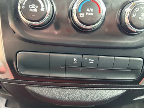 Used 2016 RAM 1500 Classic SLT image 20