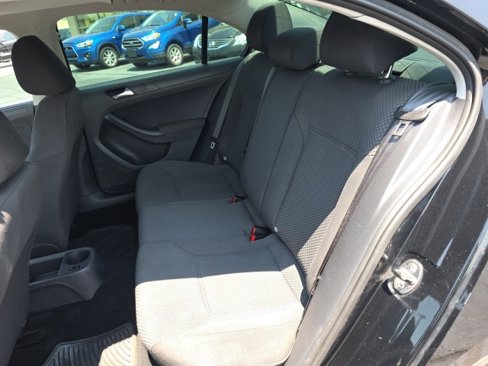 Used 2012 Volkswagen Jetta S image 28