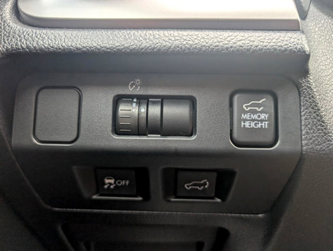 Used 2015 Subaru Forester 2.5i Touring w/ Eyesight & Navigation System image 36