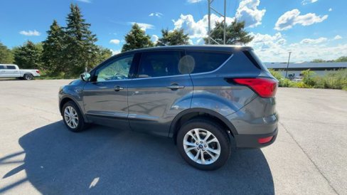 Certified 2019 Ford Escape SE image 7